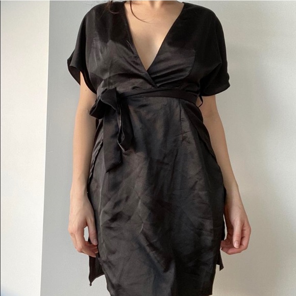 Gorgeous silk black dress!! - Picture 3 of 4